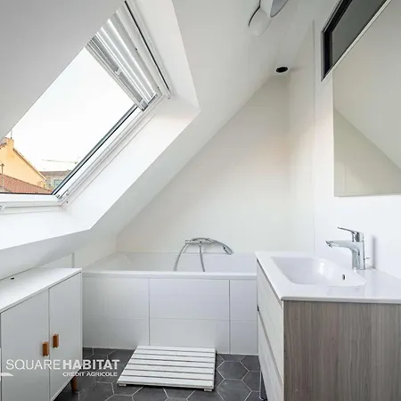 Maison Moderne A Avec Jardin Clos, Pres Des Plages, Port Et Commerces, Pour 9 Pers. - Fr-1-392-241 Hotel *
