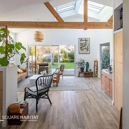 Maison Moderne A Avec Jardin Clos, Pres Des Plages, Port Et Commerces, Pour 9 Pers. - Fr-1-392-241 *